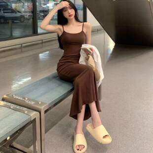 �����L�OӋ���@�ص����B��ȹŮ�ļ��Ը�¶�������@���~β�����Lȹ