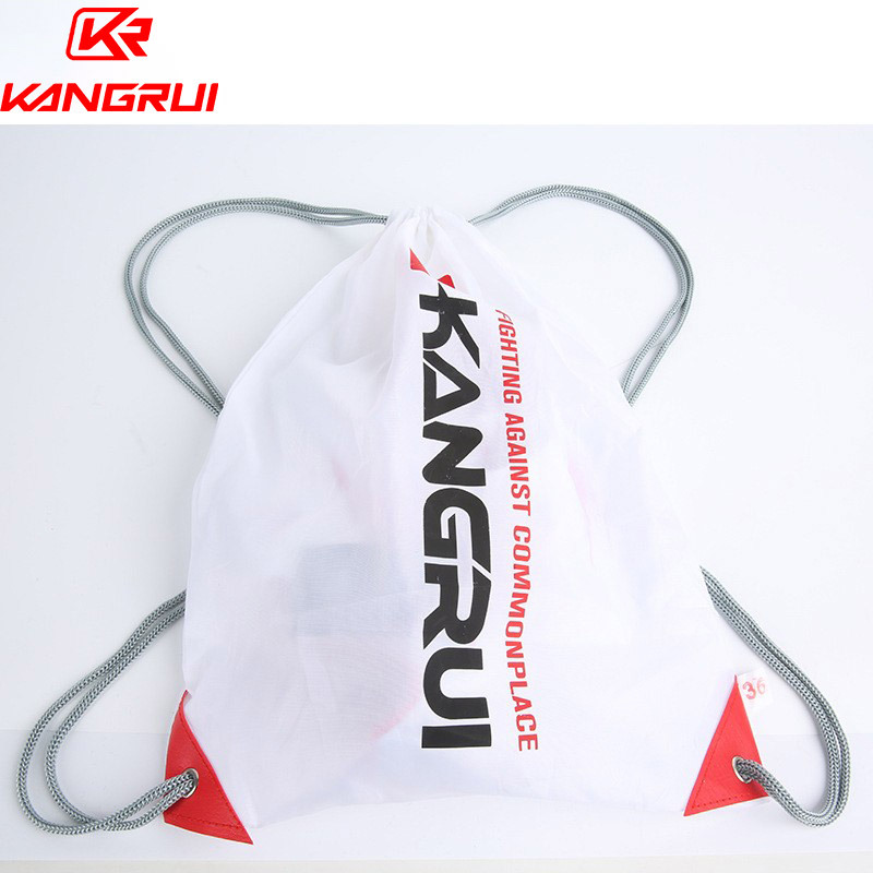 Transfronterizo de la fábrica de Kangrui Envío gratuito Zapatos de artes marciales para hombres y mujeres Zapatillas antideslizantes para adultos para niños