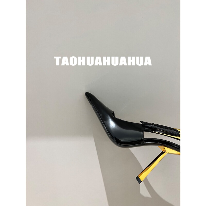 TAOHUA/“Little Gold Bar” is definitely a strong female character! 23s new metal buckle pointed-toe high-heeled sandals for women
