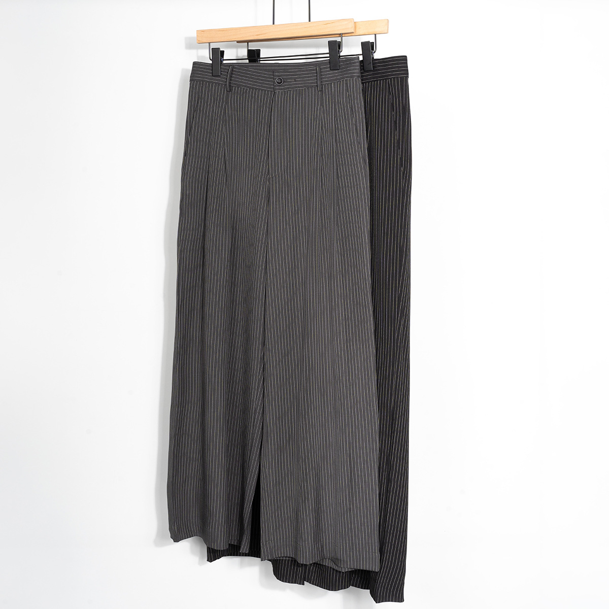 ETAI ropa de hombre personalizada casual hombre pantalones a rayas para viajar con pantalones de moda juvenil sueltos image 6