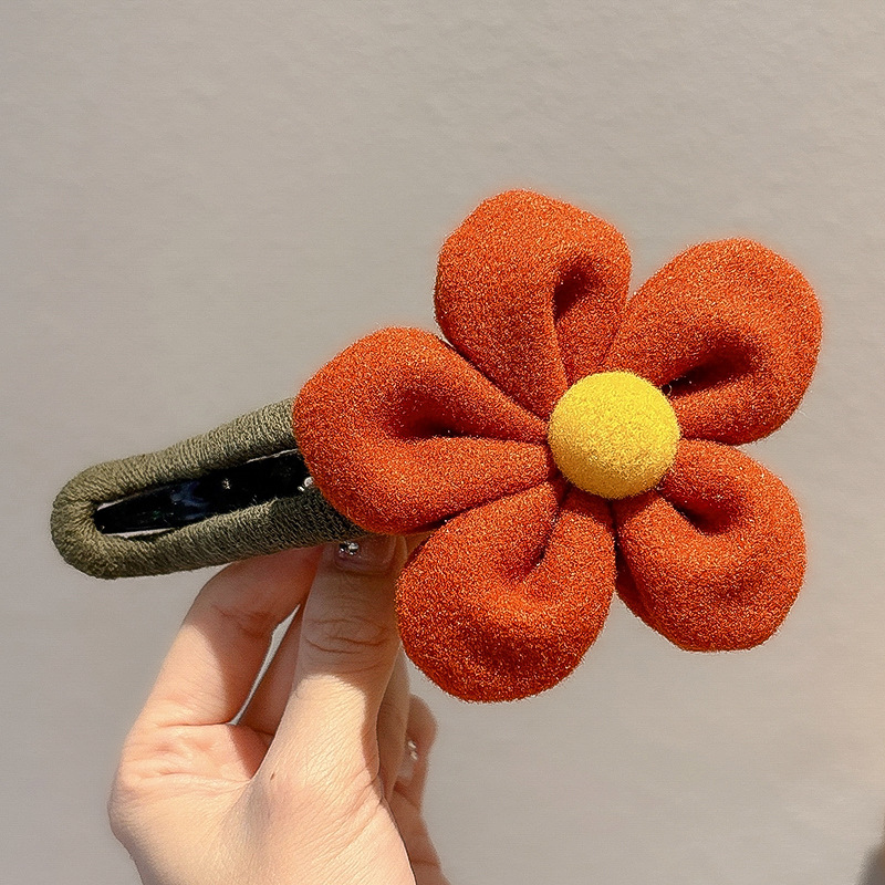Horquilla de flores de felpa de otoño e invierno, clip de agarre de temperamento de alto nivel femenino
