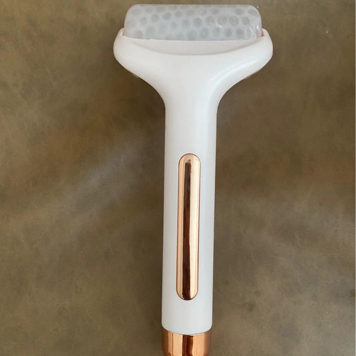 Nuevo rodillo de hielo cara transfronteriza rodillo de cabeza de hielo INSTRUMENTO DE compresa fría masaje reafirmante piel belleza rodillo de hielo cuidado de la piel