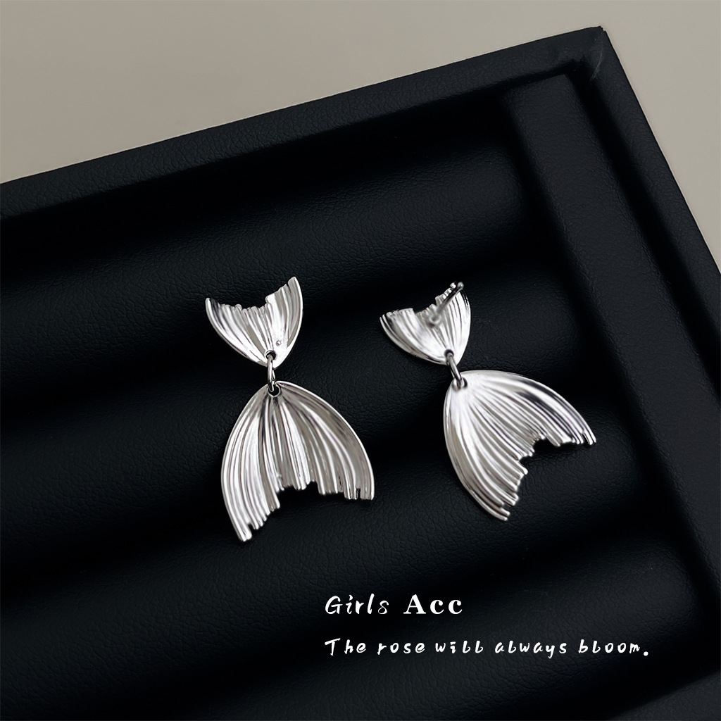 4646+44_0034_耳语场景新水印 拷贝 35.jpg