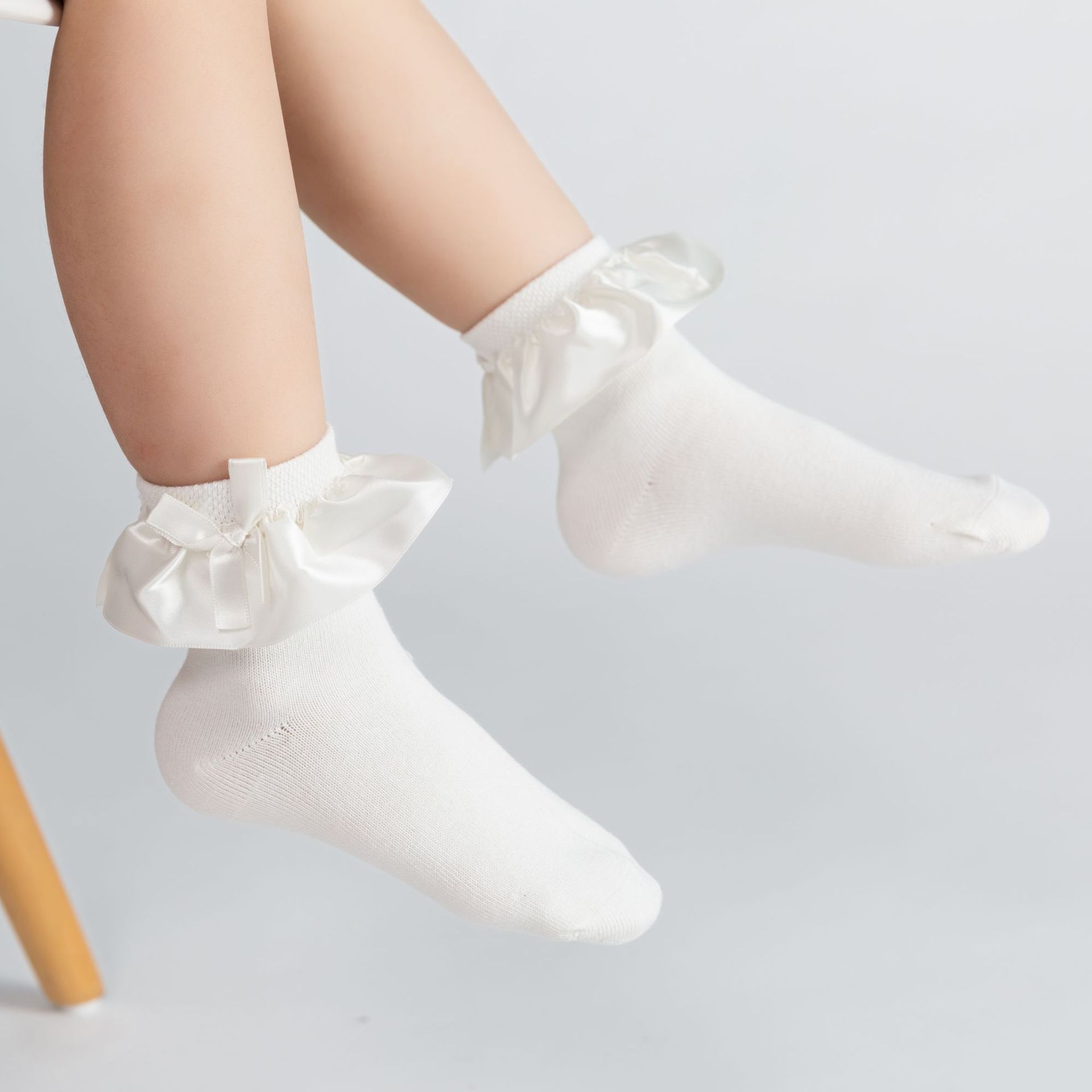 Primavera y otoño campus satén encaje cálido 2-12 años de edad color sólido inalámbrico cabeza chica princesa baile Calcetines niños calcetines de encaje