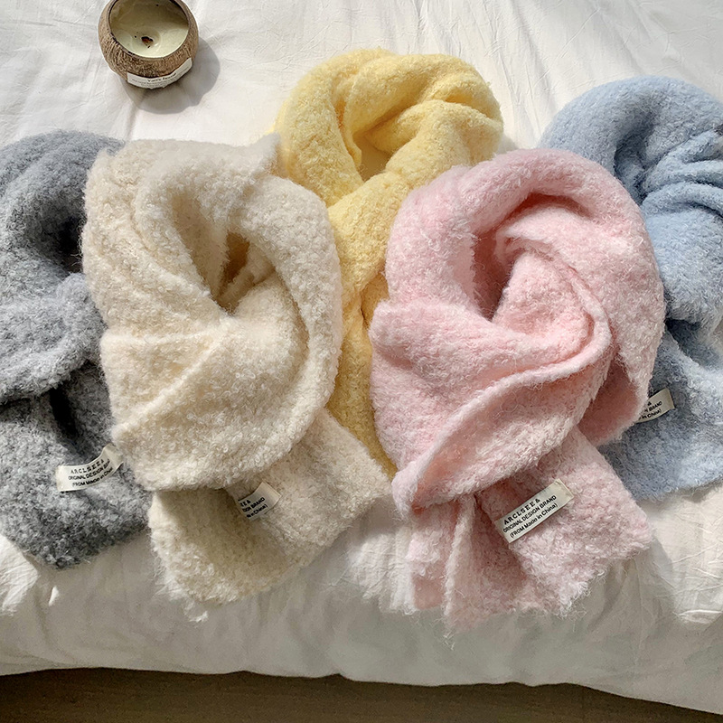 Bufandas de punto para mujeres invierno 2025 nuevo color sólido multifacé caliente imitación de cashmere suave glutinosa bufandas al por mayor