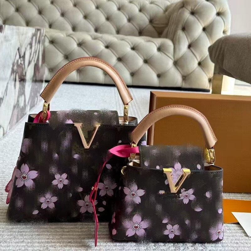 New Capucines Foreign Trendy Fashion Hot Style Cherry Blossom Pattern Checkerboard White Three-Color Leather Handbag New Capucines Foreign Trendy Fashion Hot Style Cherry Blossom Pattern Checkerboard White Three-Color Leather Handbag
