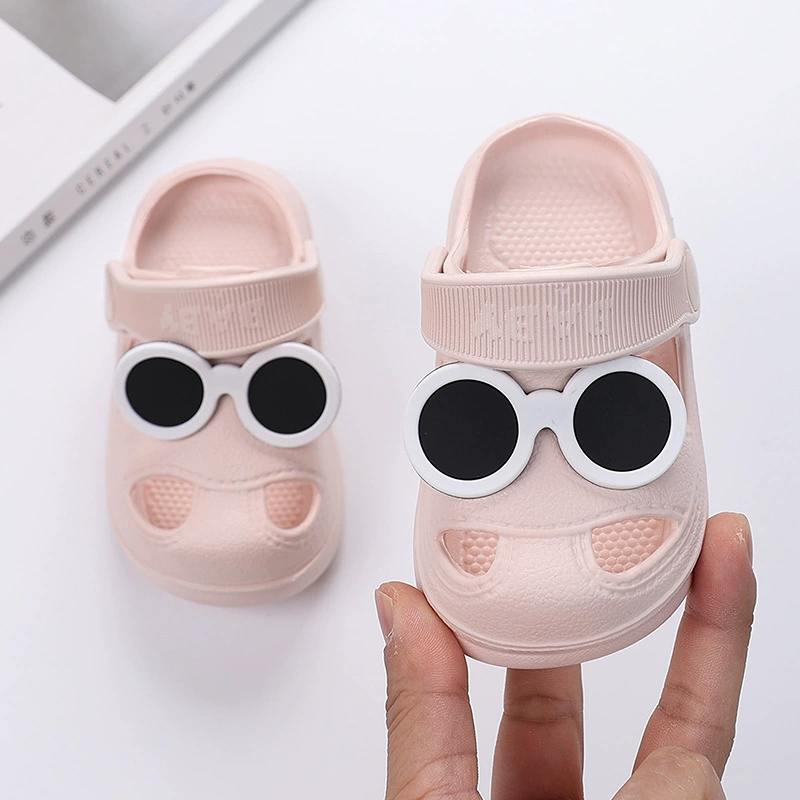 Детские тапочки Летние детские ботинки для мальчиков 1-3 года 2 нескользкие детские комнатные сандалии Баотоу женские пляжные туфли