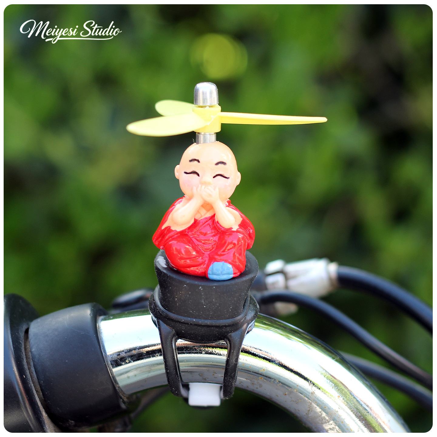 Cariñosa muñeca de dibujos animados accesorios de decoración de automóviles eléctricos accesorios de motocicleta de batería de bicicleta manija de decoración