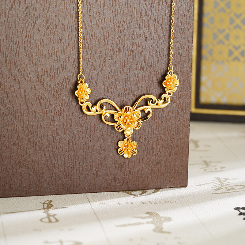 Collar de vid de flores de oro de arena para mujeres verano versátil de alta calidad temperamento ligero joyería de lujo nuevos productos transfronterizos al por mayor