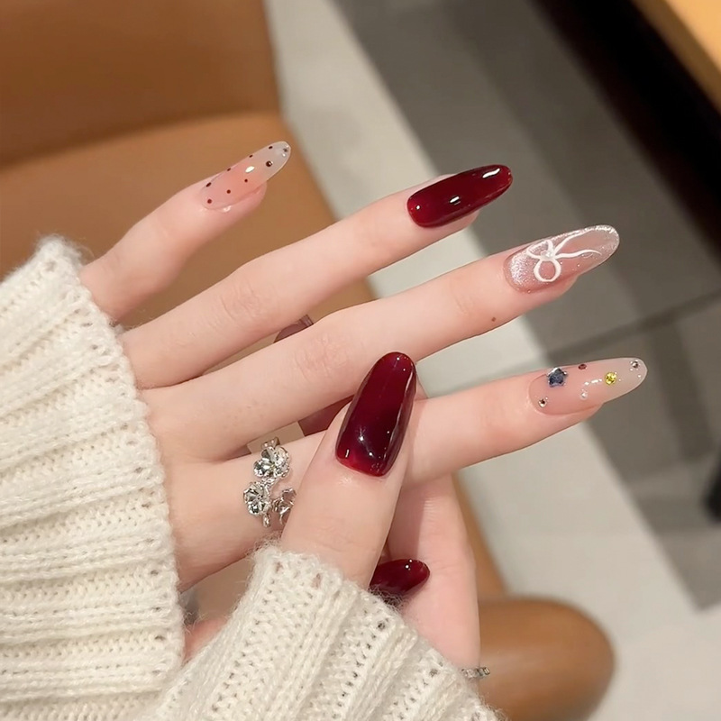 Spring and Summer Popular Wearable Nail Patches, High-End French Rhinestone Nail Art Patches, Xiaohongshu Sweet Girl Wearable Fake Nails Spring and Summer Popular Wearable Nail Patches, High-End French Rhinestone Nail Art Patches, Xiaohongshu Sweet Girl Wearable Fake Nails