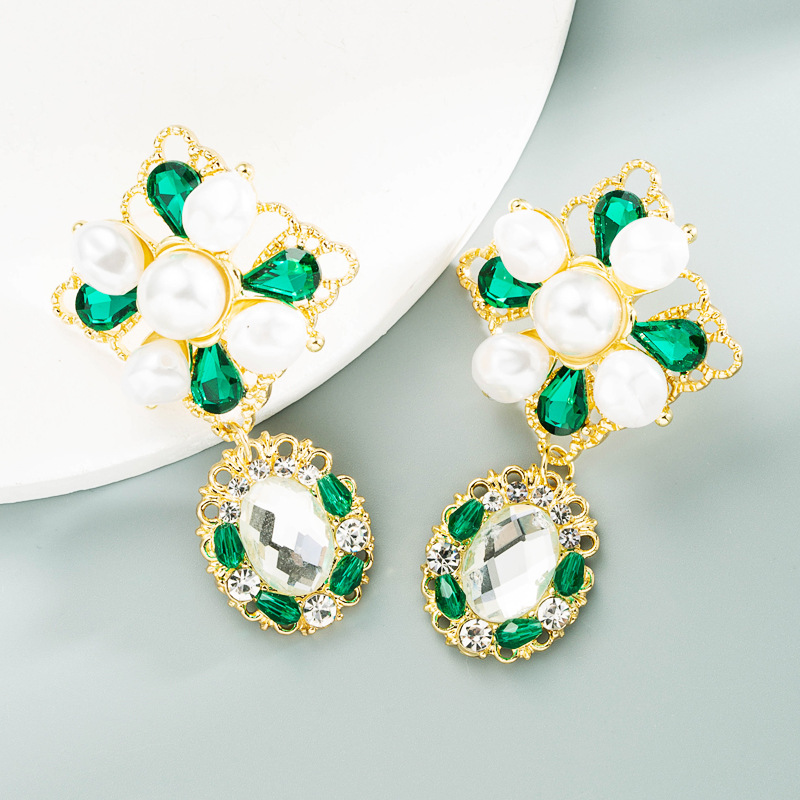 Wholesale Jewelry Retro Rhinestone Pearl Earrings Nihaojewelry display picture 2