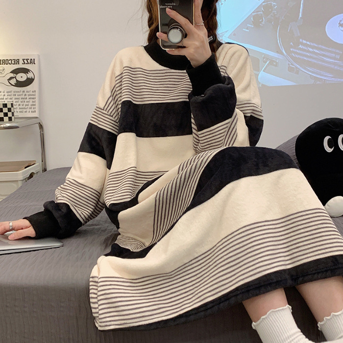 El otoño y el Invierno de las nuevas mujeres camisón espesado caliente MIDI vestido dibujos animados a cuadros franela Home wear en línea transmisión en vivo