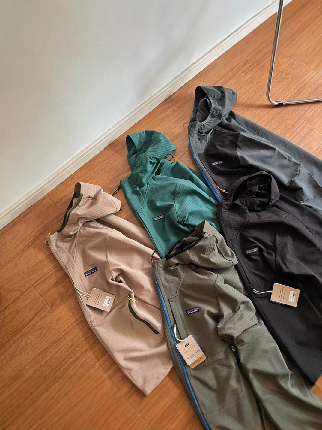 Толстовка Pata Bata M's R1 TechFace Hoody для активного отдыха, мягкий внешний слой, куртка на молнии с капюшоном