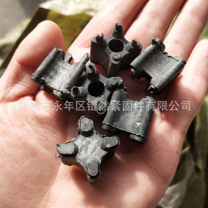 1.5*1.5PC构件塑料垫块钢筋混凝土垫块基础垫块带夹垫块