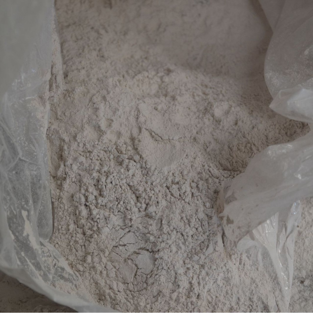 厂家直供脱霉剂脱除毒菌毒素呕吐毒素吸附剂饲料级蒙脱石高效