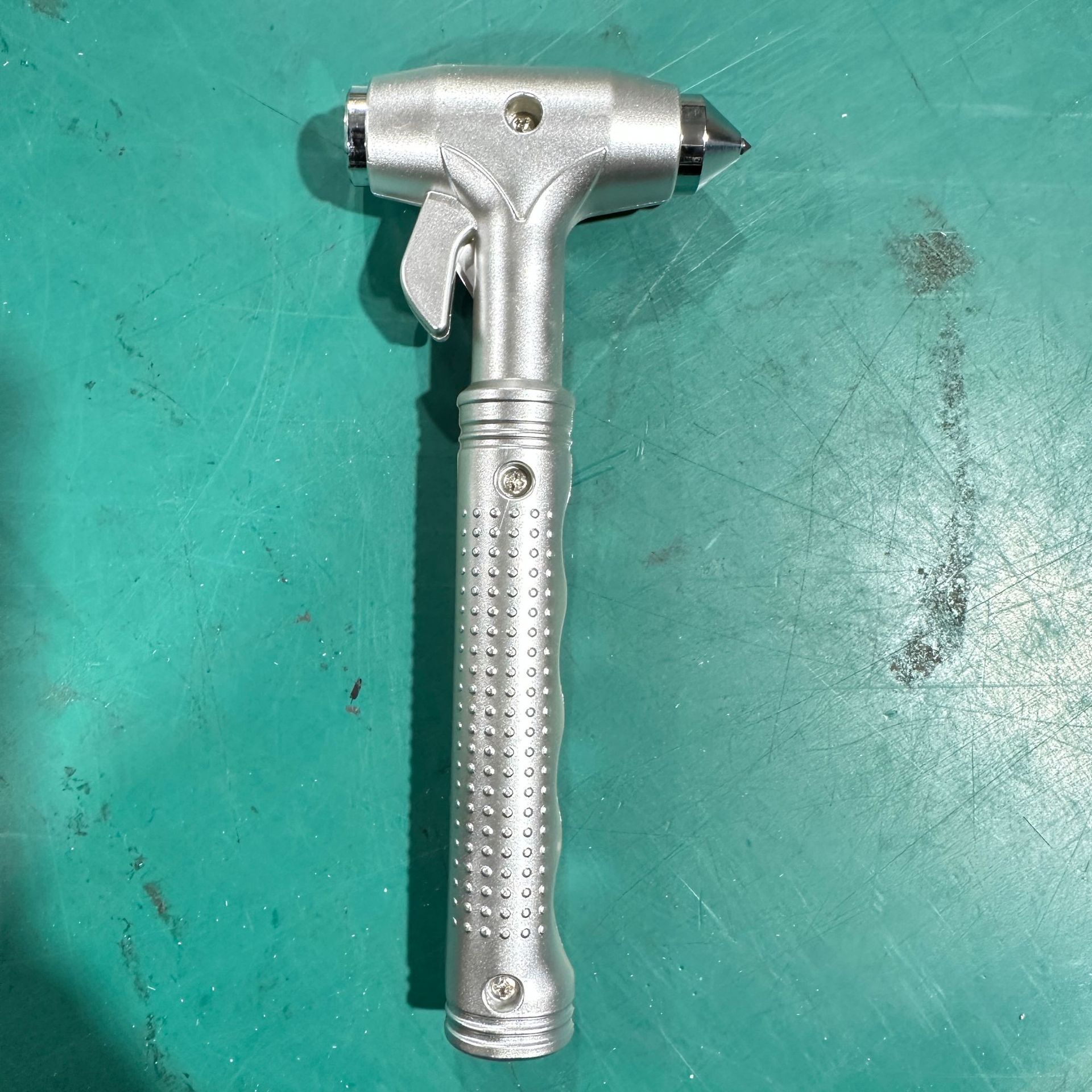 Car Safety Hammer Multifunctional Life-Saving Safety Hammer Emergency Belt Cutter Metal Car Escape Safety Hammer Artifact
