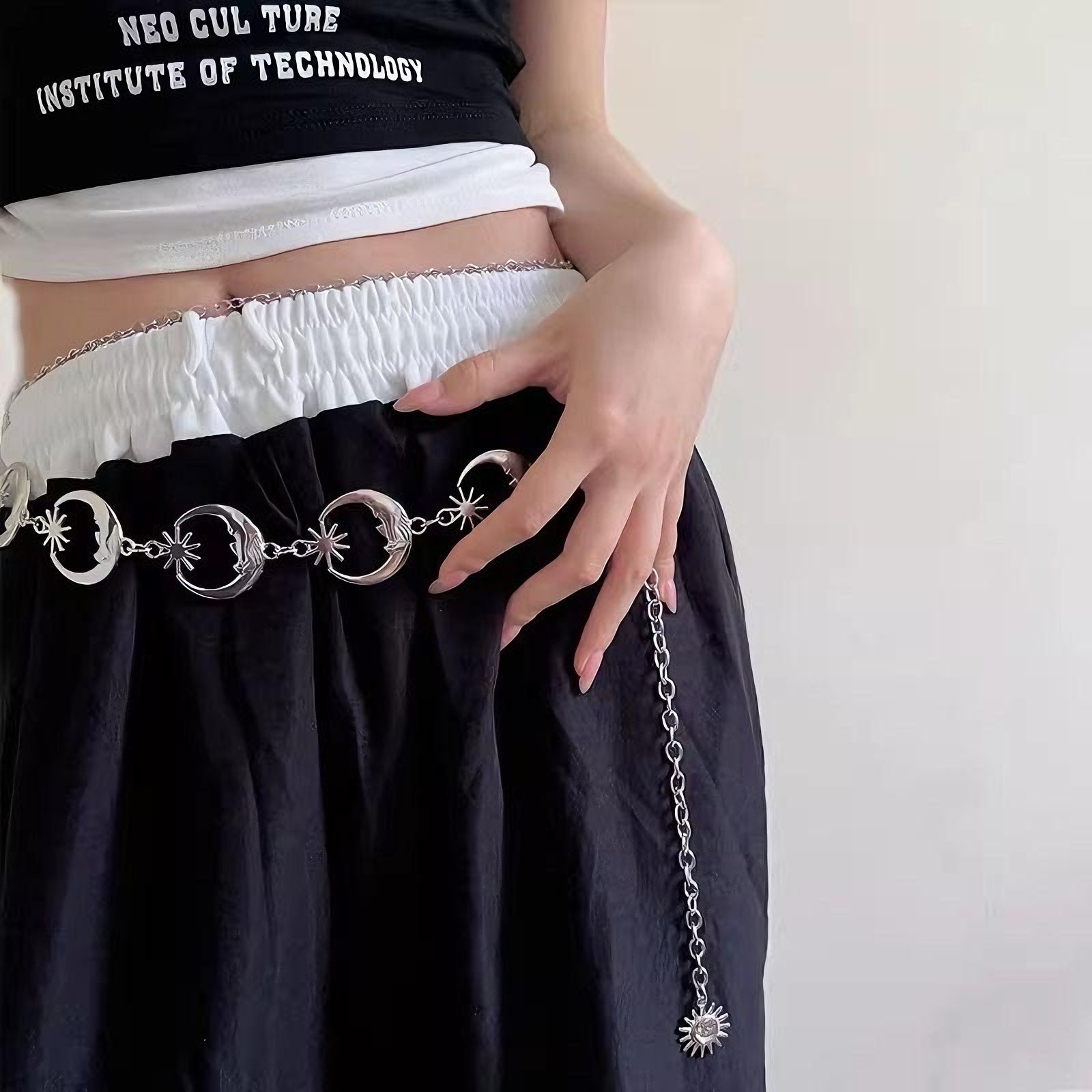 XL1696