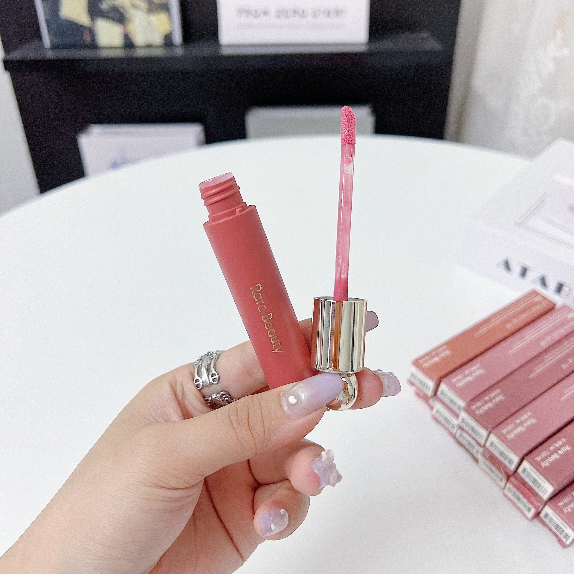 RareBeauty Selena nuevo esmalte labial óleo labial formal 3ml silk lipstick suave niebla espejo esperanza hidratante