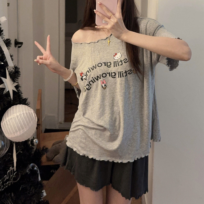 2026 New Summer Modal Pajamas for Women, Two-Piece Short-Sleeved Home Wear Set with Cartoon White Dog Design and Chest Pads, Suitable for Going Out