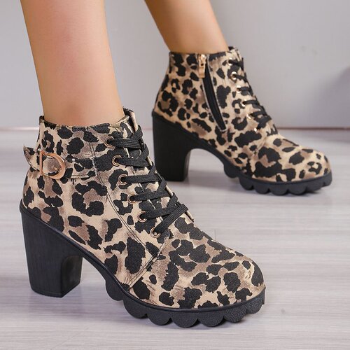 Euro-American Martin Boots, New Style Short Boots with Front Buckle, Thick Soles, Wholesale, Plus Size