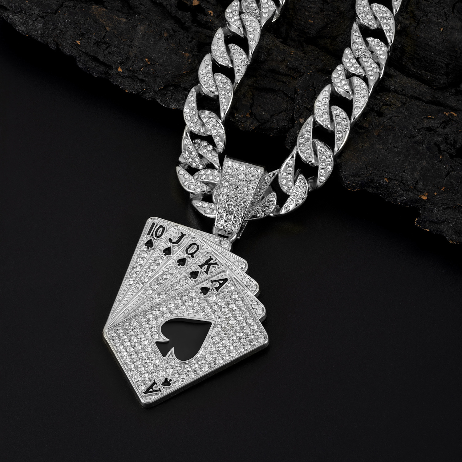 European And American Hip-hop Cuban Chain Full Diamond Playing Card Pendant Trendy Card Niche Men's Necklace_voghion.com