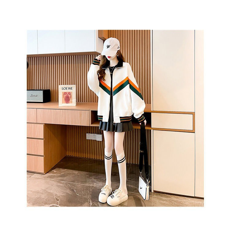 10_24072155-a50b-4585-9f01-480