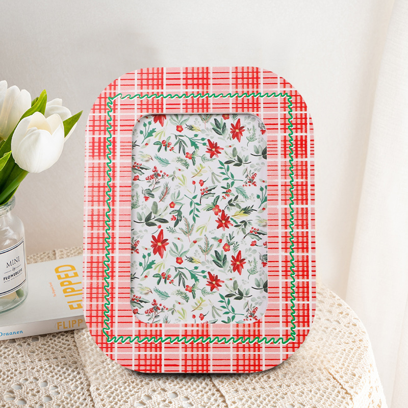 Pastoral Style Creative and Unique Wooden Photo Frame, Cross-Border Hot-Selling Family Decoration, Creative Home Decor 4*6