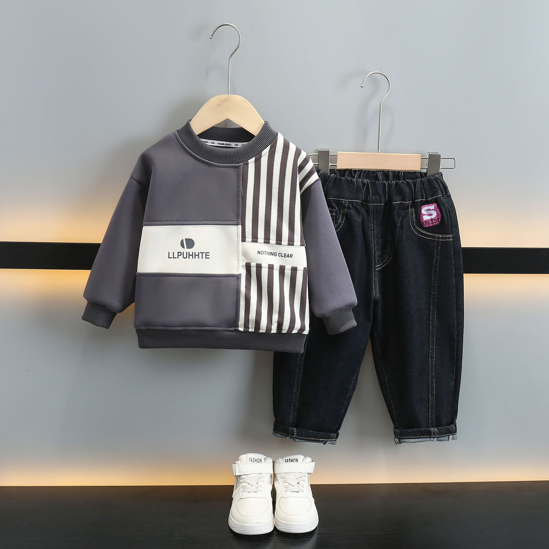 6122 Traje de suéter de primavera y otoño para niños Top de niño 2025 otoño nuevo traje de dos piezas de moda para niños y bebés