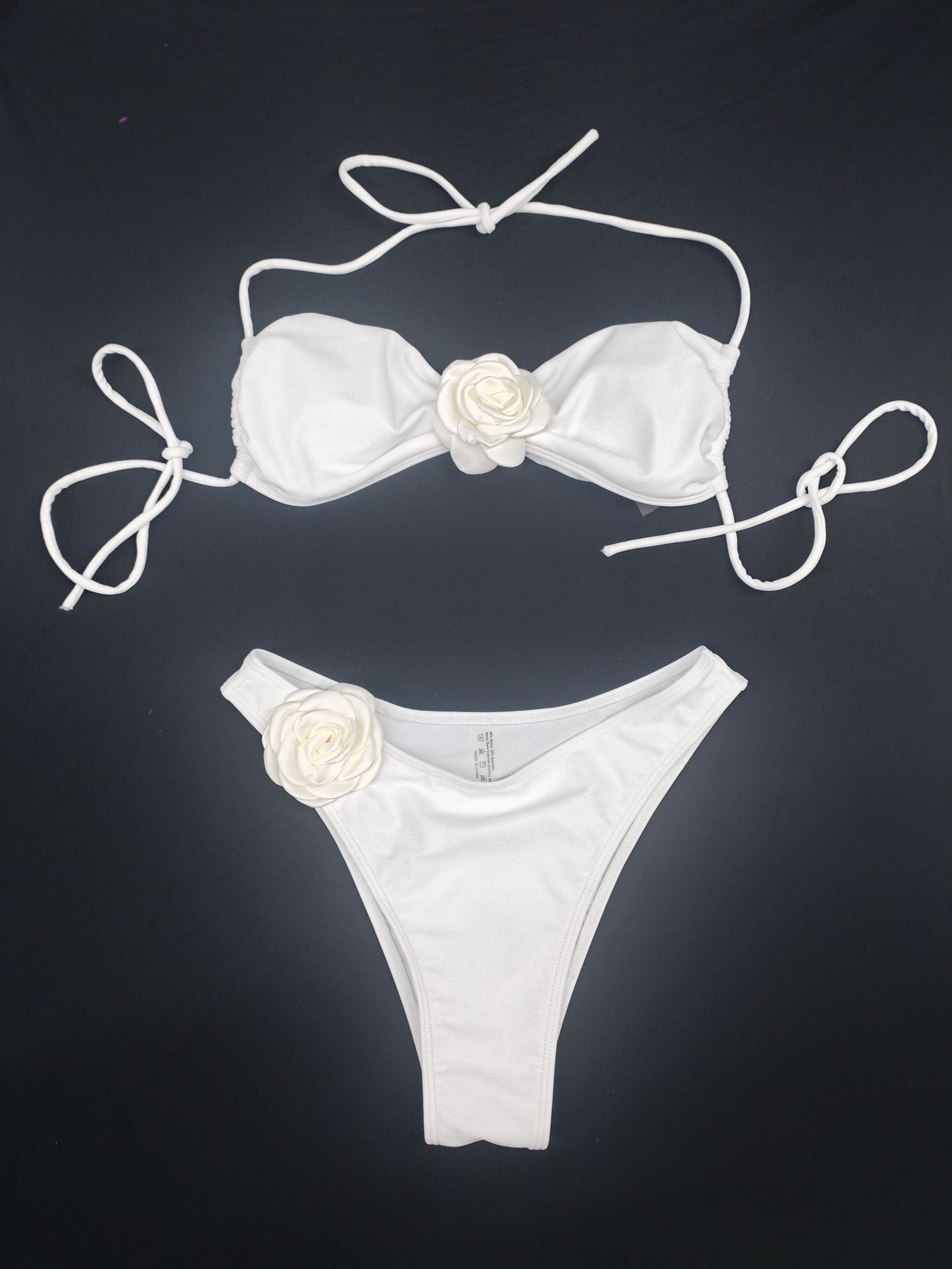 245g Weight Sexy Feel Of Sensation Low Waist Panties Waist Bikini Panties Style Bra&Panty Set Bra Category Nylon Fabric Type 2 Pieces Set Quantity Swimming Pool, Beach Occasion Flower Pattern Full Coverage Bra Cup Women's Gender Women's Flower 2 Pieces Set Bikinis Swimwear 无