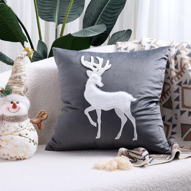 ヘラジカのクリスマスツリーブロンズ枕カバー、秋冬スノーフレーク刺繍クッションカバー45*45、クロスボーダーホットセール|undefined