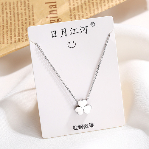 Ins-style personalized heart bear titanium steel necklace for women, non-fading silver lockchain, niche simple pendant necklace accessory