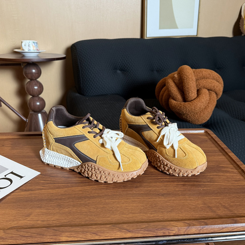 La marea no está en el sur para aumentar los zapatos de entrenamiento alemanes para mujer, primavera y verano, suela gruesa, zapatos deportivos de ocio Forrest Gump, música corta