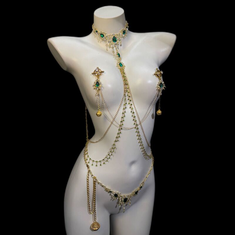 Sex Toys, Rhinestone Chain, Breast Chain, Body Chain, Emerald Breast Clips, Breast Clips, Collar, One-Piece Breast Ring, Stimulation Play Sex Toys, Rhinestone Chain, Breast Chain, Body Chain, Emerald Breast Clips, Breast Clips, Collar, One-Piece Breast Ring, Stimulation Play