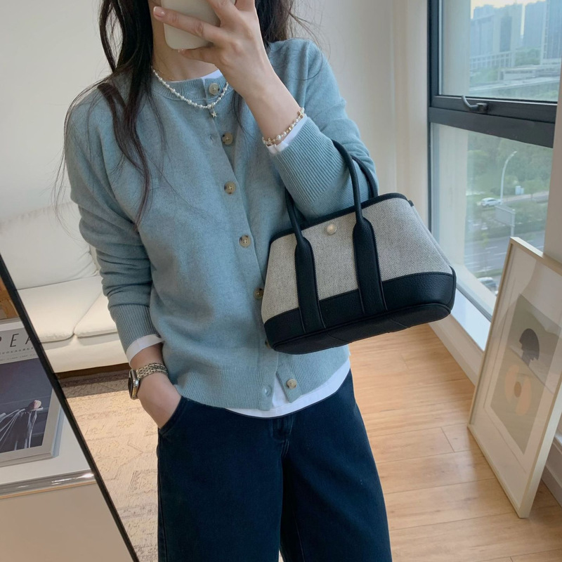 2026 Spring and Autumn Wool Knitted Cardigan Ac Wool Round Neck Square Smiley Face Slimming Coat Sweater Women's Knitwear