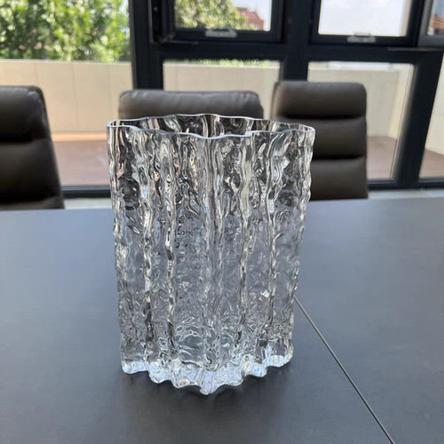 Ins Internet celebrity light luxury handmade transparent glass vase modern simple water-grown flower arrangement flowers living room decoration ornaments
