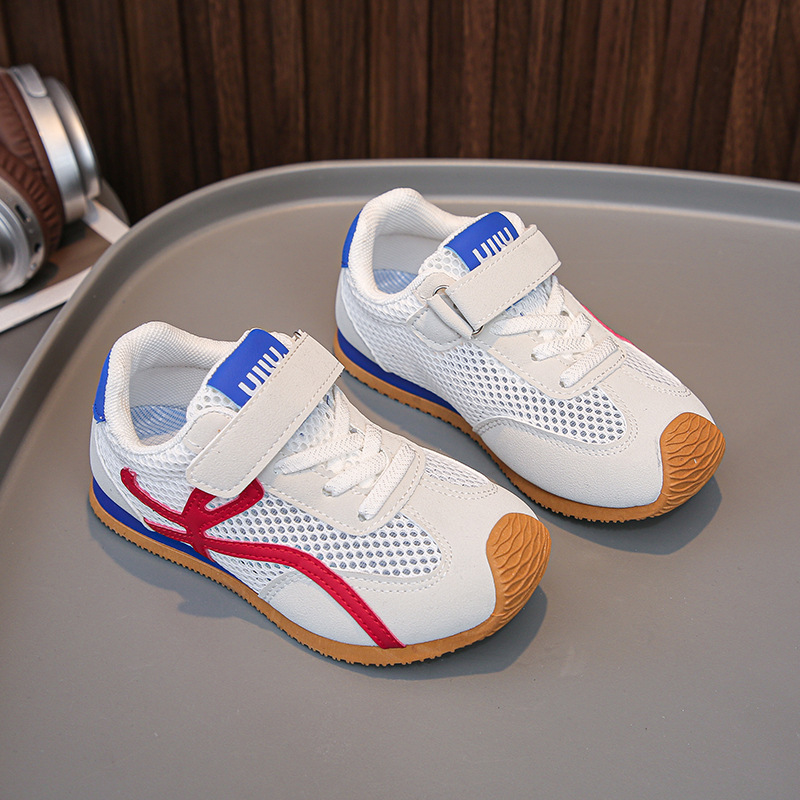 2025 primavera y otoño nuevos zapatos deportivos para niños de moda zapatos para correr retro para niños grandes y medianos