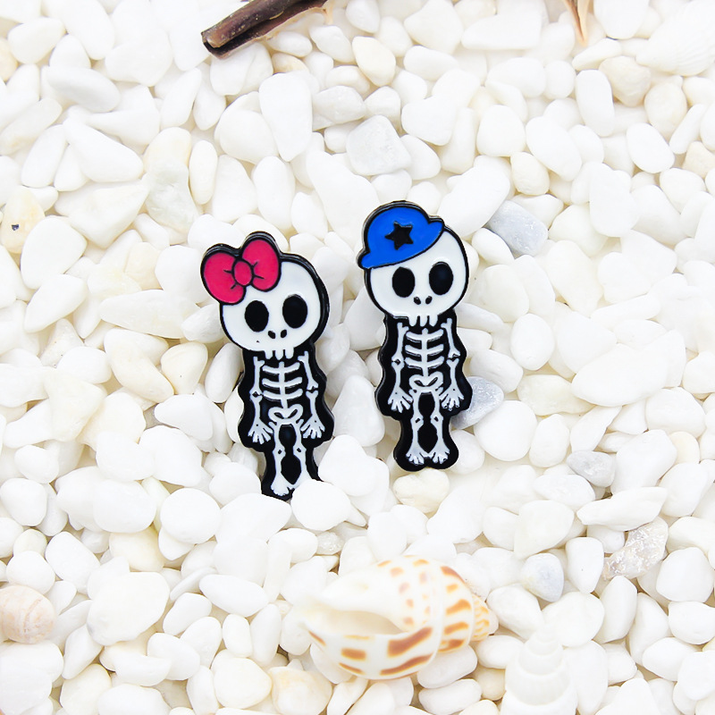5g Weight Brooches Classification Street Occasion Alloy Material Halloween Festival Cartoon Style Pin Cartoon Character Skull Alloy Enamel Unisex Brooches