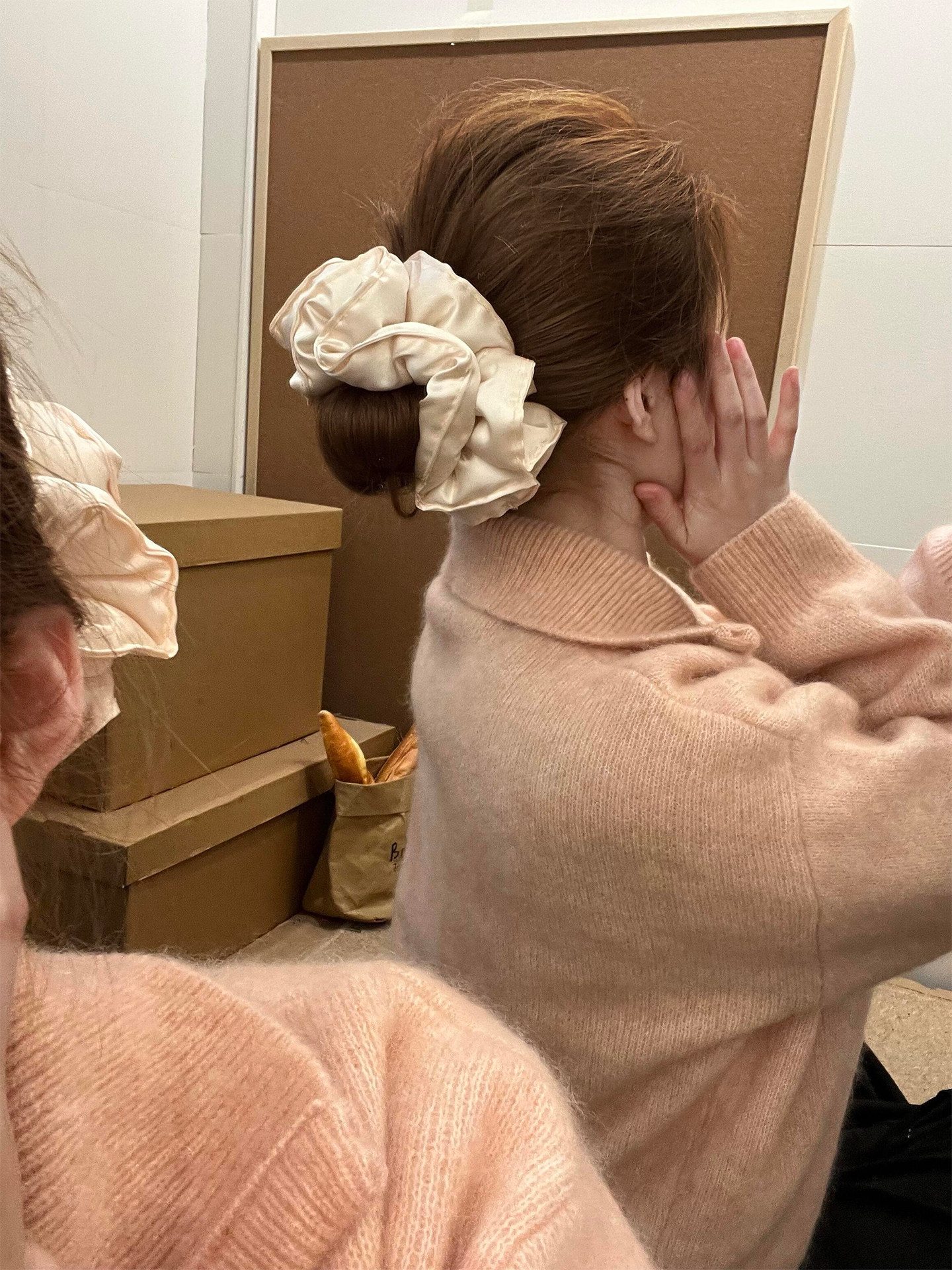 Slim Waist! Satin-Filled Pillow Hair Tie, Versatile Bun Hair Accessory for Women, Elegant Hair Tie Headband