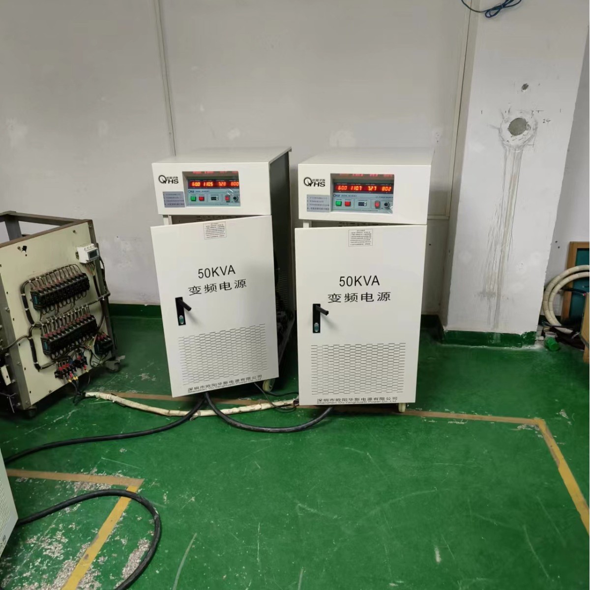 ŷ����˹50KVA��Ƶ��Դ����ӡ�ᣬ����2̨�����0-300V�����ɵ�