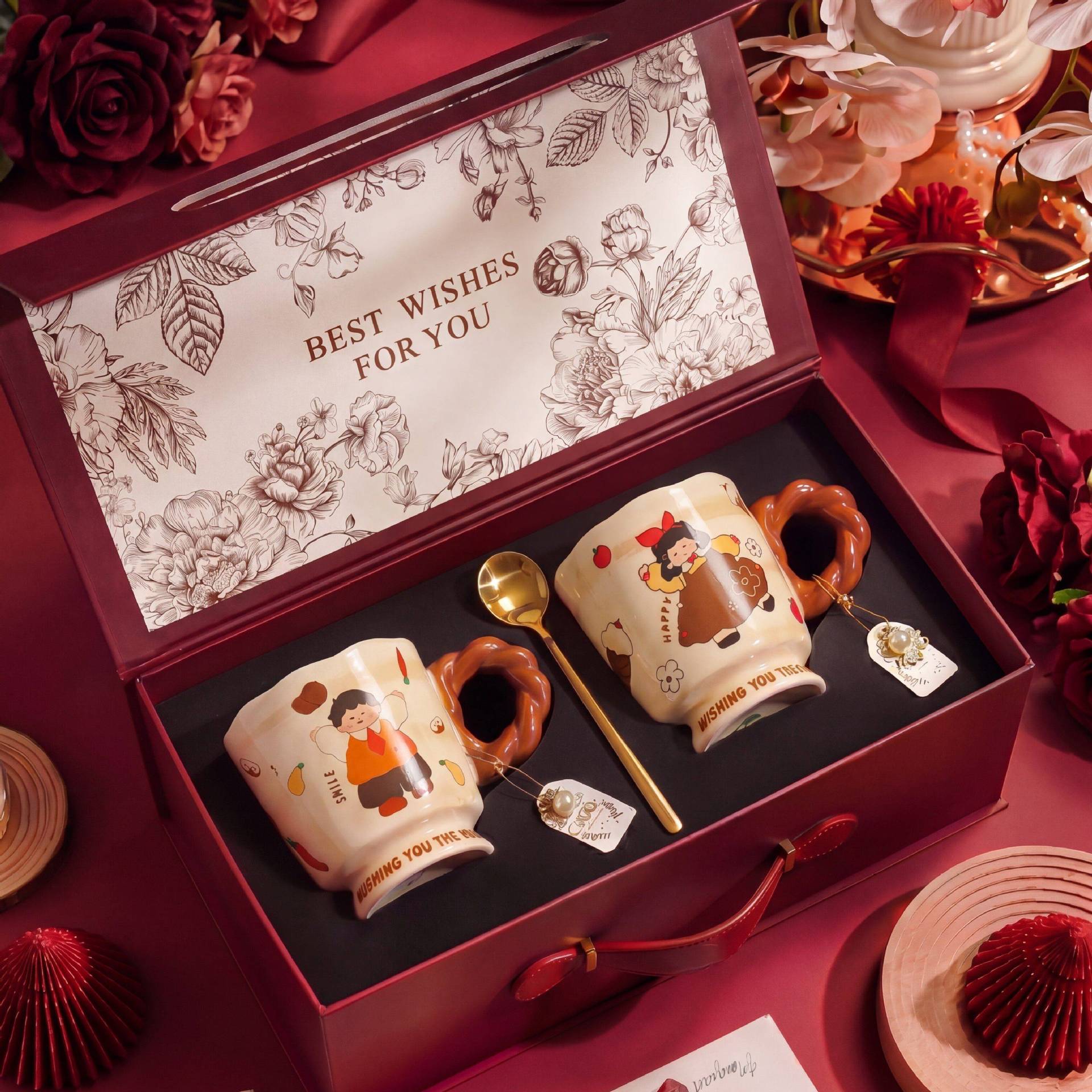 Retro Couple Mugs with a High-End Feel, a Pair of Ceramic Mugs as Souvenirs for Girls, Birthday, Wedding, and Newlywed Gifts