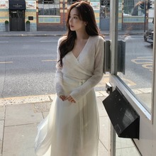韩国chic秋季新款法式V领长袖系带收腰针织衫+百搭半身裙时尚套装