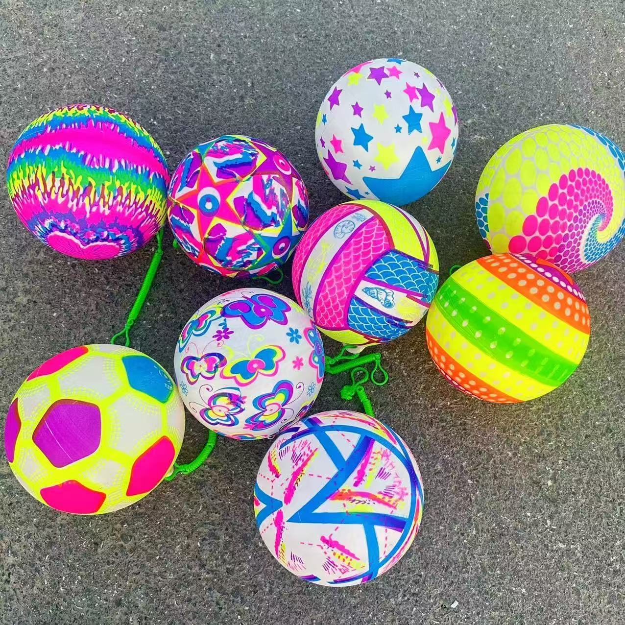 Mayorista juguetes para niños en venta caliente mercado nocturno colorido con cuerda bola elástica inflada cadena de fútbol de dibujos animados sandía bola