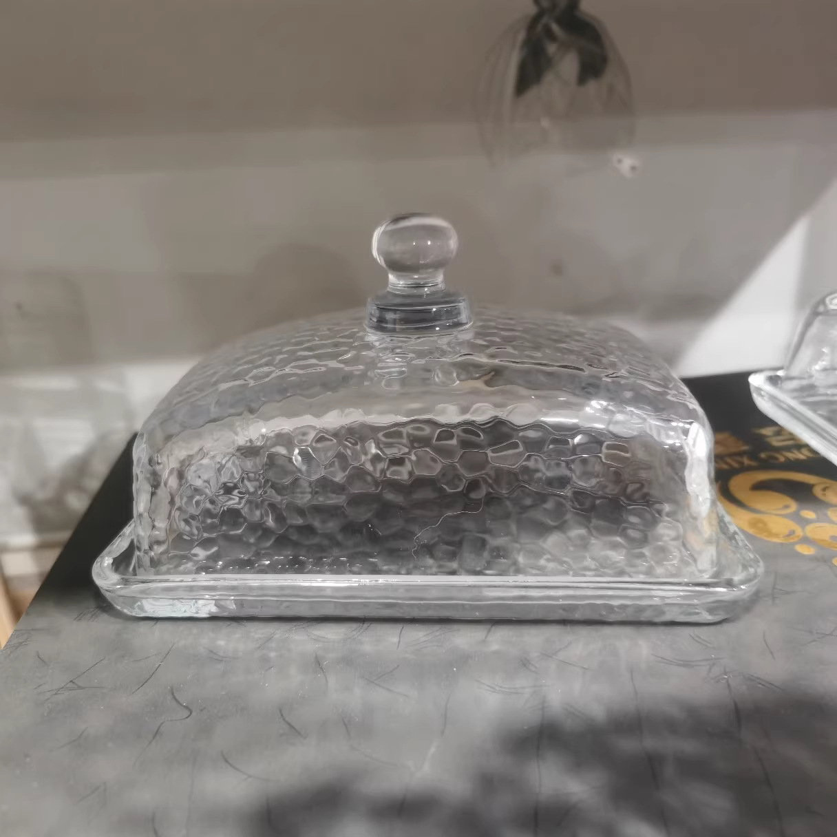 Placa de vidrio de almacenamiento rectangular transparente creativa bandeja de mantequilla corrugada casera caja de mantequilla bandeja a prueba de polvo