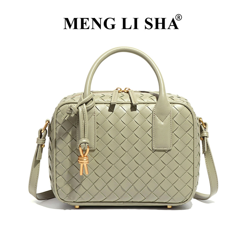 Cross-Border Large-Capacity Boston Pillow Bag, Hand-Woven Bag, Fashionable Handheld Camera Bag, Trendy Shoulder Crossbody Bag Cross-Border Large-Capacity Boston Pillow Bag, Hand-Woven Bag, Fashionable Handheld Camera Bag, Trendy Shoulder Crossbody Bag