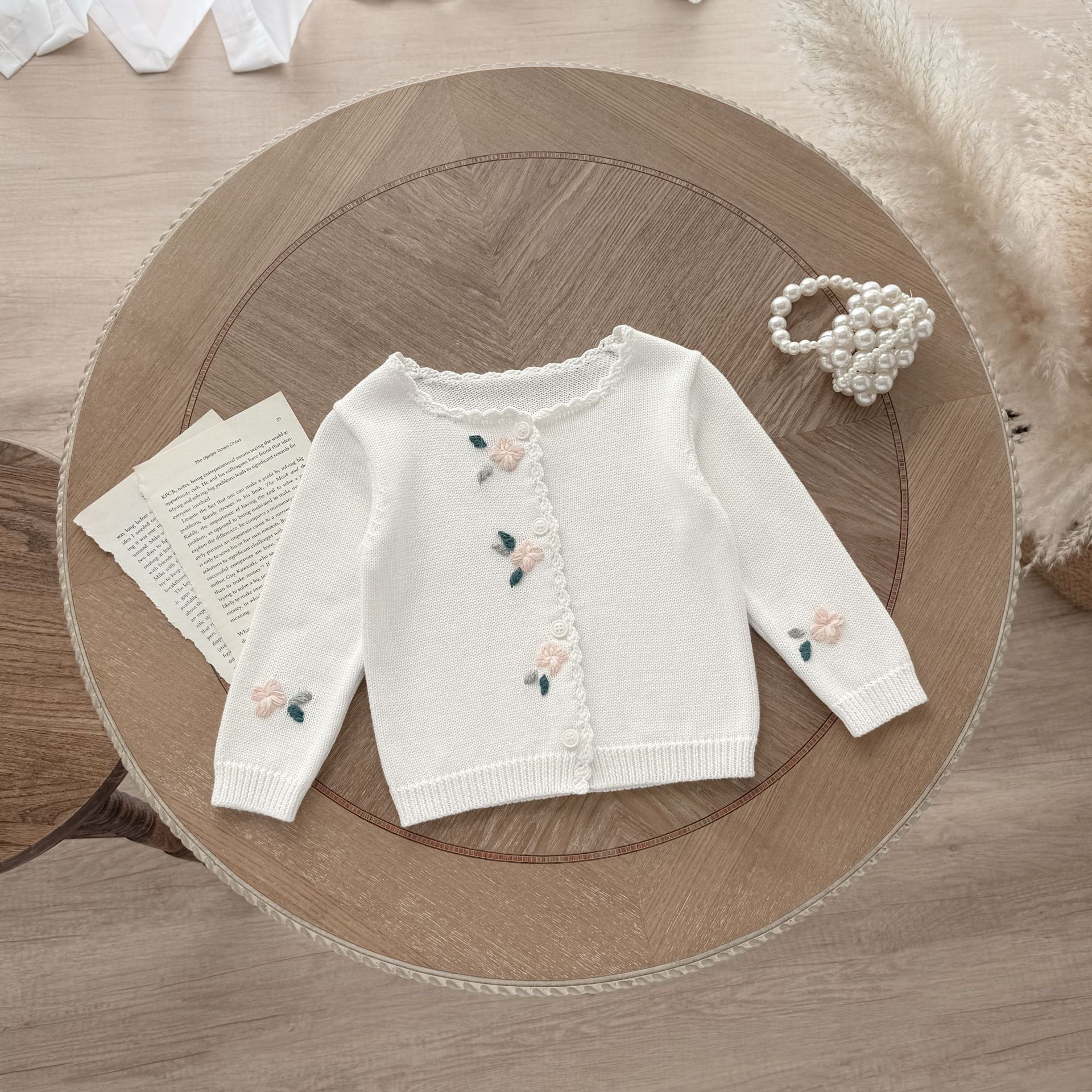 Spring/Autumn Korean Style Baby Girl Cardigan, Pure Cotton, Hand-embroidered, with Hand-hooked Collar and Round Neck Knit Cardigan
