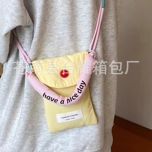 Manufacturer's Customized Nylon Polyester Mobile Phone Bag Autumn and Winter Cross-Body Bag Small Items Storage Bag Quilted Handbag