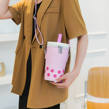 斜挎包时尚质感潮流ins风奶茶造型水杯包新款韩版清新甜美水桶包