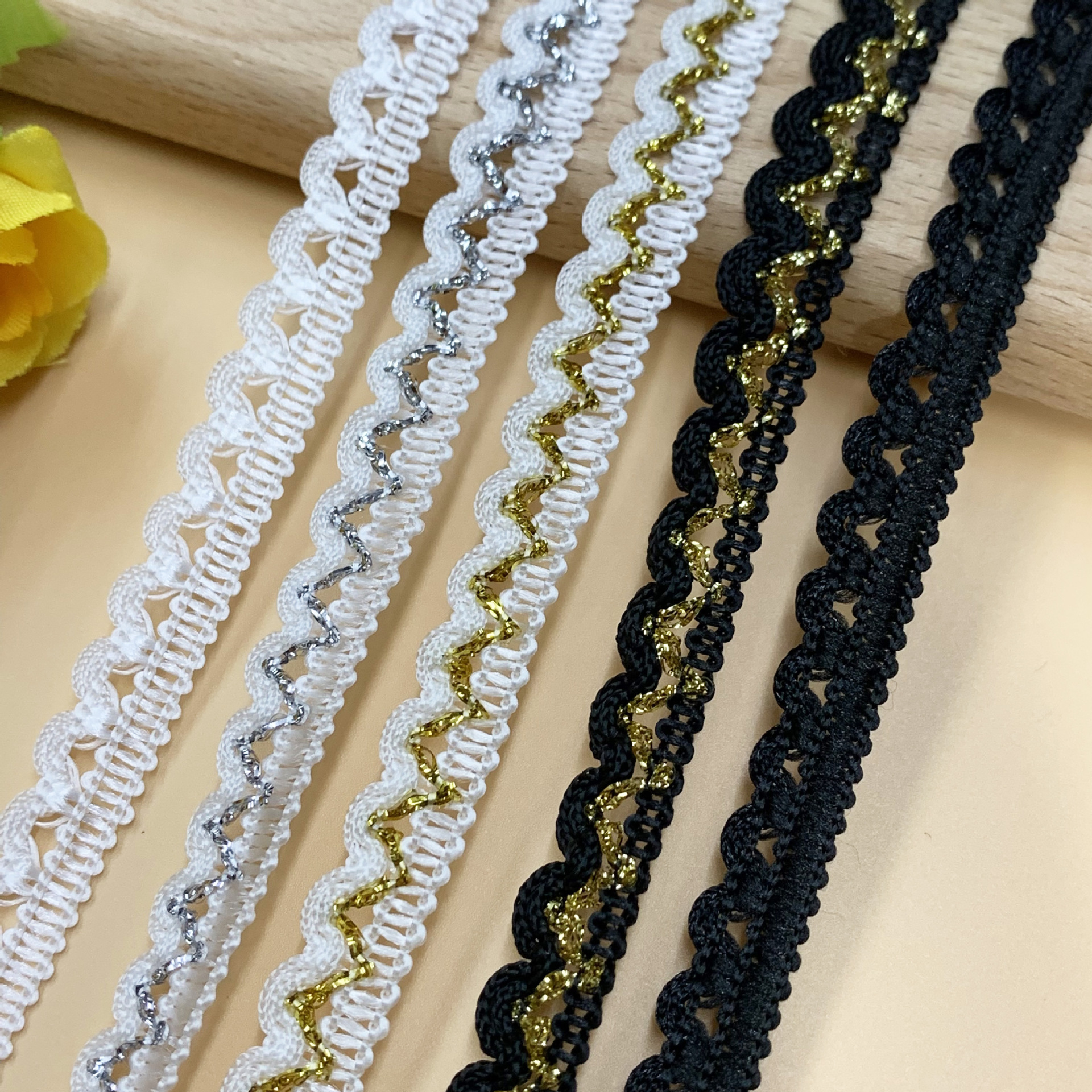 Nueva media luna madre cinturón borde cuerda ropa textil hogar cortina decorativa tira lateral oro y plata seda madre cinturón Accesorios