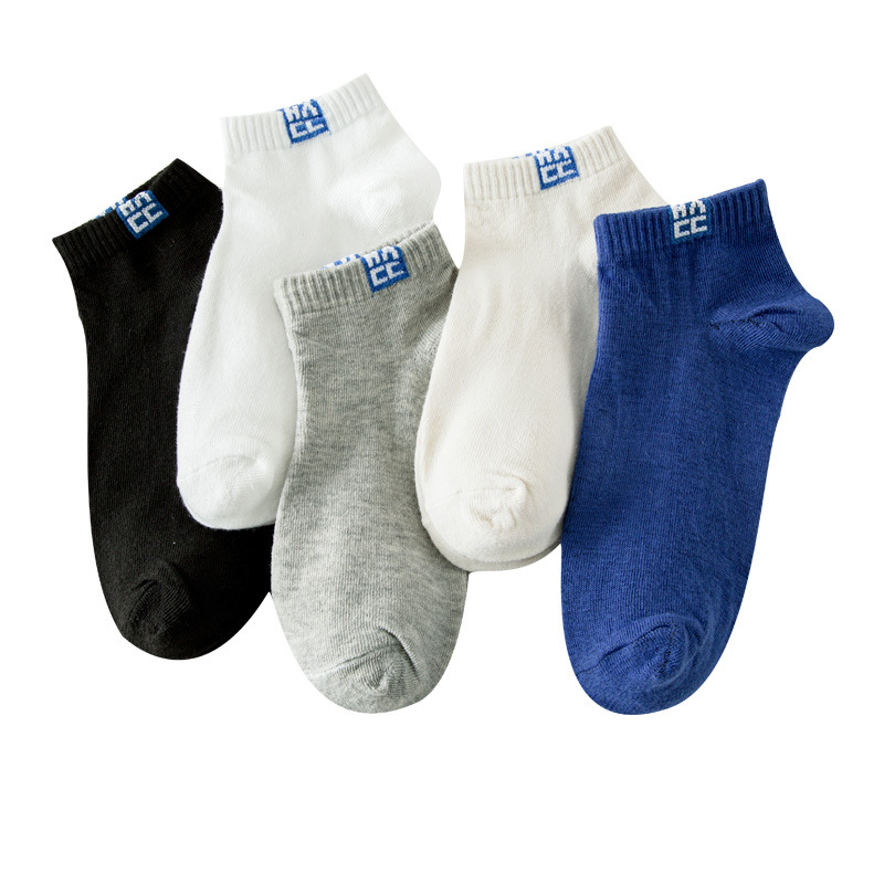 Nuevo diseño original de calcetines Zhuangyu para hombres de color sólido universal ligero boca baja calcetines de barco corto de la calle de la moda otoño