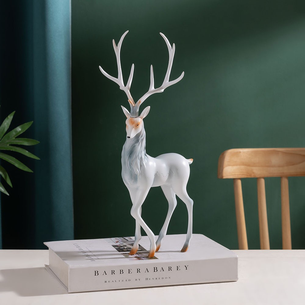 회색 서 있는 자세 - 엘크